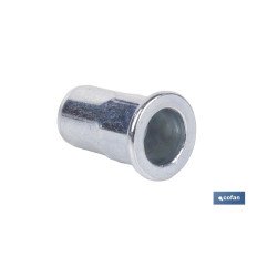 TUERCAS REMACHABLES SEMIHEXAGONAL FONDO ABIERTO CABEZA ANCHA ACERO M5 X 13,5 (PACK: 500 UDS)