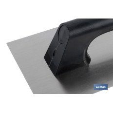 LLANA MODELO RECTANGULAR MANGO PLÁSTICO 300X150X0,7 MM (PACK: 1 UDS)