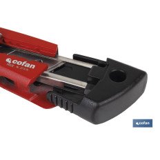 CUTTER HOJA PARTIBLE 18MM CUERPO ZAMAK (PACK: 1 UDS)
