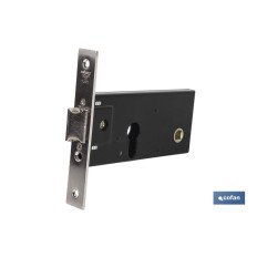 Cerradura zócalo...