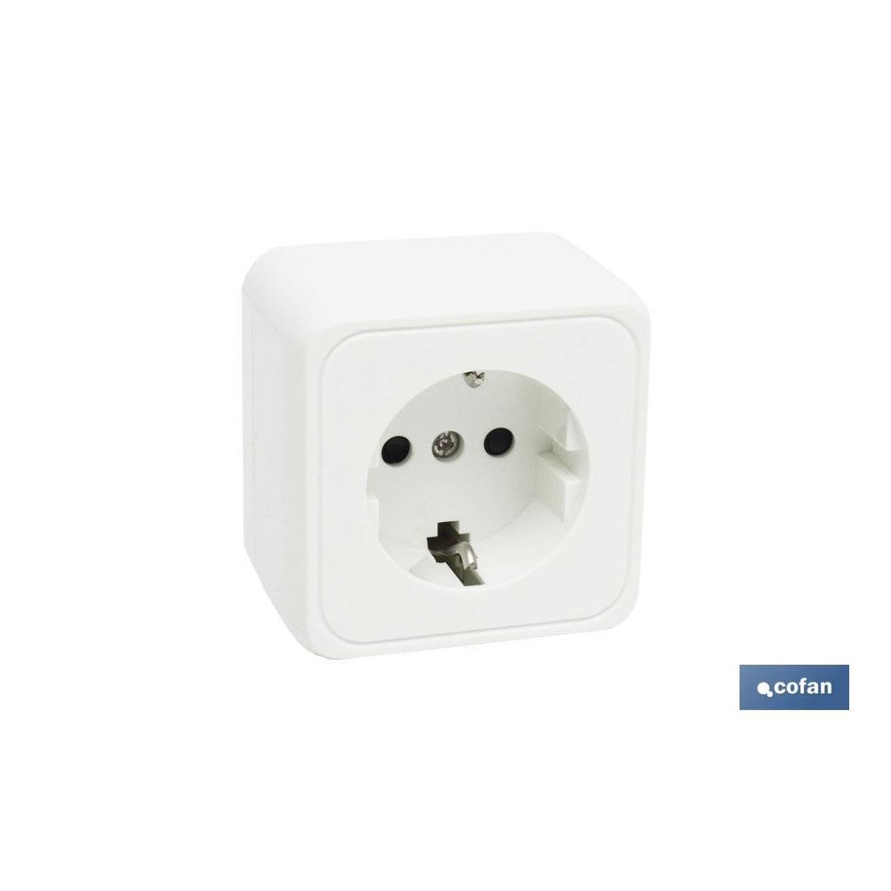 BASE CUADRADA SUPERFICIE +T.T.(16A-250V) (PACK: 1 UDS)